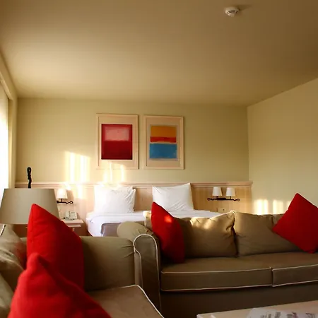 Otel Yacht Club 5*