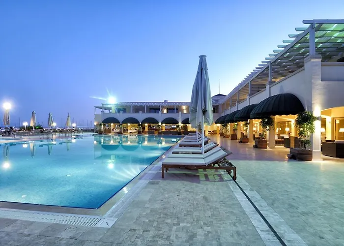 酒店 Yacht Club 5*