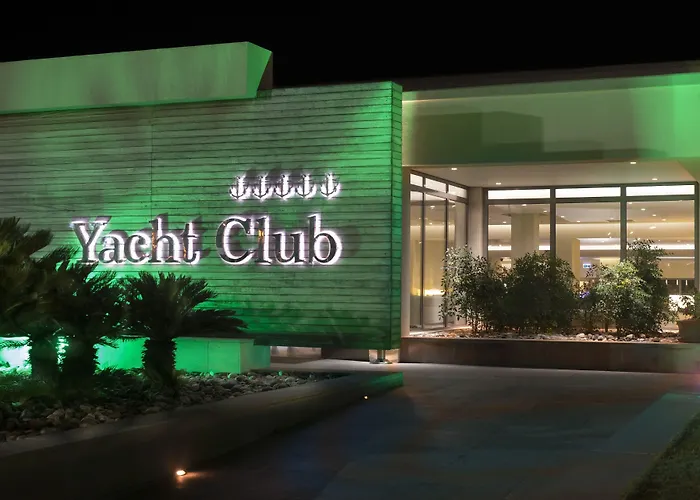 酒店 Yacht Club 5*
