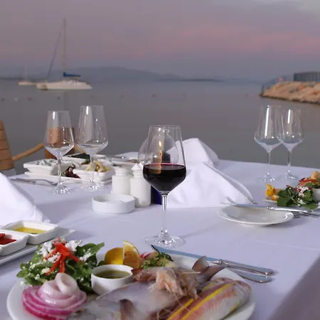 Hotel Yacht Club